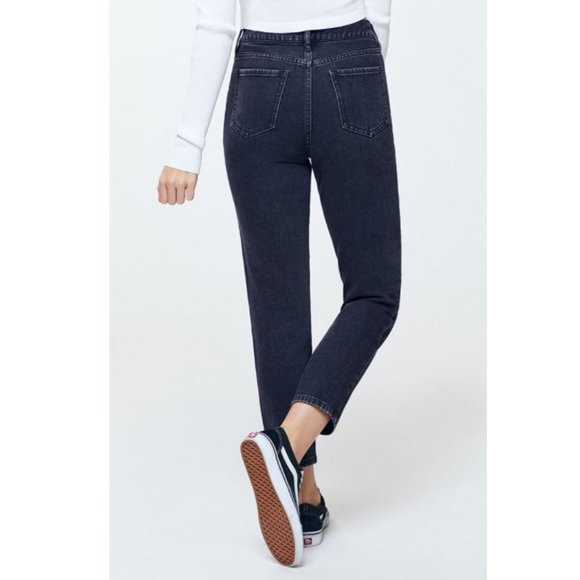 Pacsun Double Black Charcoal Gray High Rise Mom Jeans online worn twice SOLD OUT - Picture 3 of 9